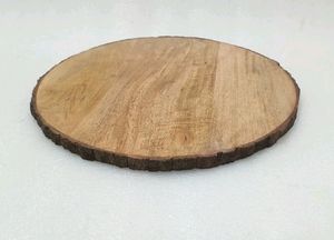 Round Wooden Chopping Board With Bark