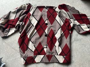 Red & Cream Patterned Puff Sleeve Top