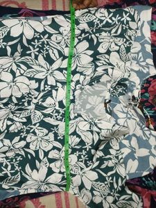 Rayon Green And White Tunic.