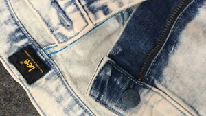 Lee Jeans