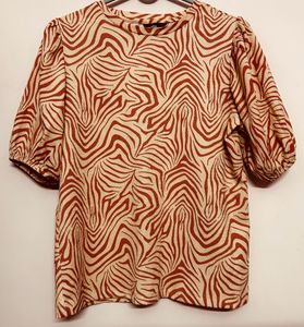 Round-neck Top For Women