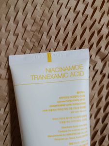 Celimax Pore + Dark Spot Brightening Care Sunscree
