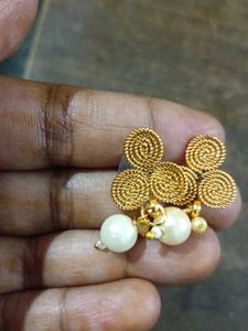 Golden Toned Necklace Set