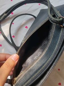 Baggit Crossbody Bag