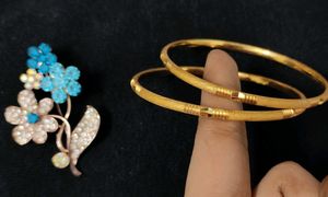 Gold Guarantee Bangles Pair