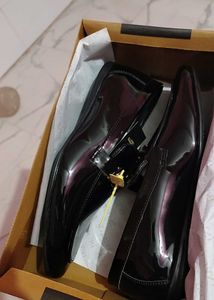 INVICTUS Black Loafers UK43