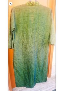 Green Kurti