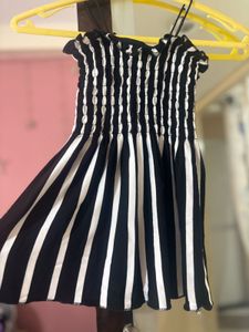 Striped Black & White Cute Top