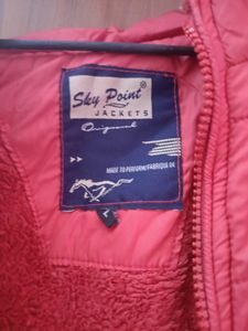 Skypoint Jacket / Sweater/Coat