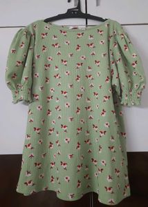 Honey By Pantaloons Green Floral Top