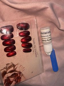 Red Press On Nails