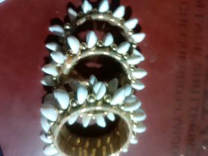 Kodi Bangles Golden 4 Pic