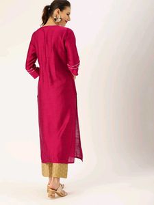 Women Magenta &amp; Silver Embellished Straight Kurta