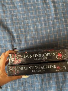 Haunting and hunting Adeline Book Set