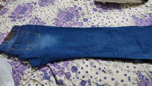 branded pants 34 , 38 and 42 each 299₹