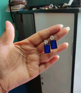 KOREAN DARK BLUE EARRINGS 💙