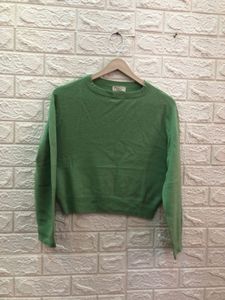 Green cute crop sweater✅🍬💗