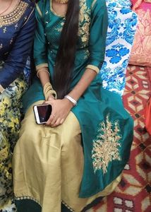 #flashsale Grab Fast.....Beautiful Gown With Skirt