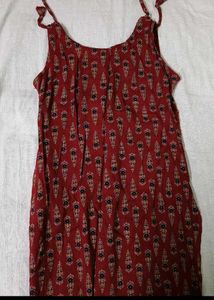 Sleeveless red kurti