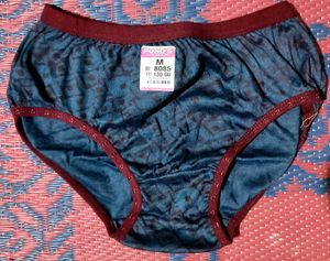 Pond&#39;s Lingerie Briefs - M