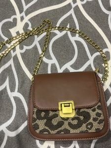Cheetah Print Sling Bag🤎