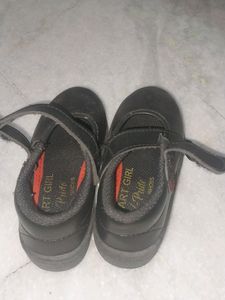 School Black Shoes