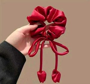 Kawai Tulip🌷Scrunchie,