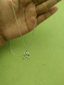 Korean Spider Pendant Necklace