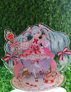 Hatsune Miku 15th Anniversary Figure