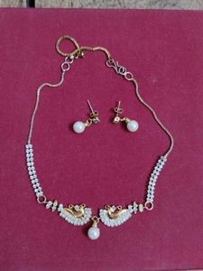 Pearl Necklace & Earring Set