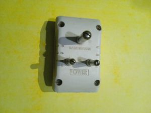 A 3 Pin Socket