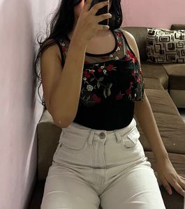 Floral Embroidered Mesh Tank Top🍒
