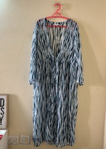 Sera Shrug For Women In XL Size