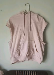 Sleeveless beige Hoodie!