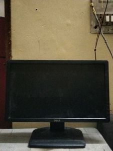 Dell Monitor (19 inch)