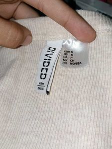 H&amp;M Beige Ribbed Crop Top