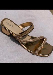 Fera Heels
