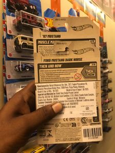Hot Wheels Mustang Set