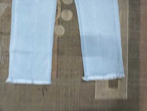 D@49 Size-26 (Sale) Latest Ladies high waist Jeans