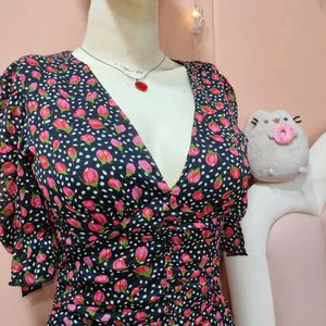 🌹 Floral Mini Bodycon Dress! 🌹