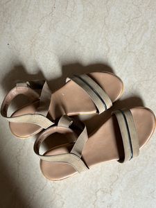 Bata Sandal