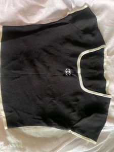 Black &amp; White Trim Top