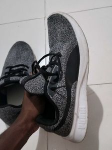 PUMA SIZE 42EU GREY SHOES FOR EVERYDAY