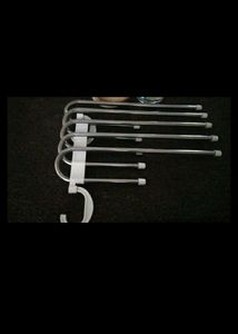 Set Of 2 Hangers For Clothes