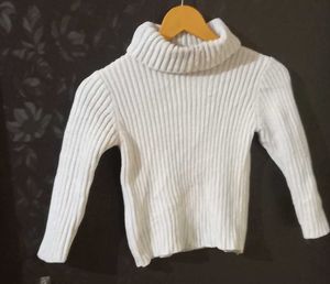 Girl&#39;s White Turtleneck Sweater