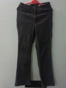 Charcoal Black Bootcut Zudio Jeans