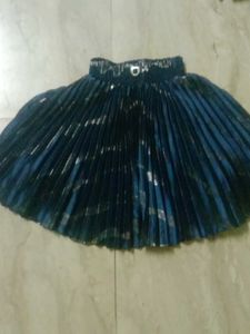 Pleated Skirt and top 3yrs