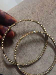 Elegant Gold Bangles (Set of 2)