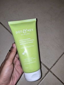 Dot & Key Cica Calming Face Wash