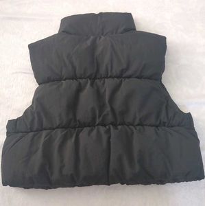 Black Puffer Gilet